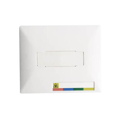 Caja terminal FTTH blanca de 4 puertos con adaptadores SC LC