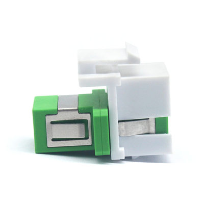 Adaptador de piedra angular simple SC APC con ensayo de carga de la brida ≥ 70 N Temperatura de almacenamiento de 40°C a 85°C
