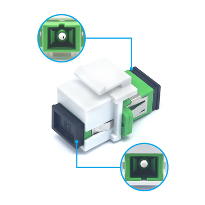 Adaptador de piedra angular simple SC APC con ensayo de carga de la brida ≥ 70 N Temperatura de almacenamiento de 40°C a 85°C
