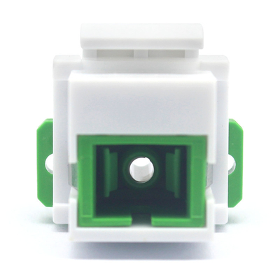 Adaptador de piedra angular simple SC APC con ensayo de carga de la brida ≥ 70 N Temperatura de almacenamiento de 40°C a 85°C