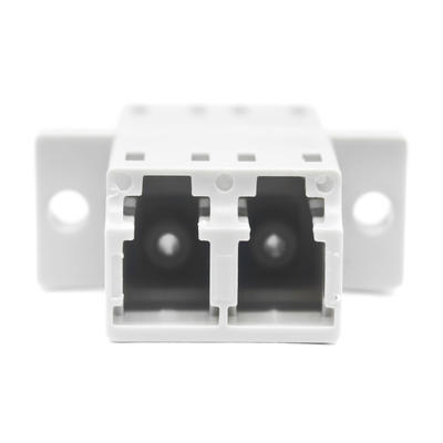 Prueba de carga ≥ 70 N y pérdida de inserción 0,2 dB Adaptador dúplex de fibra óptica LC/PC con brida