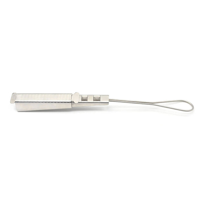 Es fácil instalar una abrazadera de cable de fibra para FTTH protegiendo el cable de teléfono