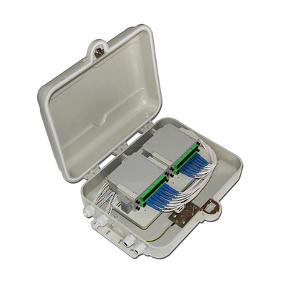 Caja de distribución de fibra óptica impermeable SMC 32 núcleos para uso al aire libre