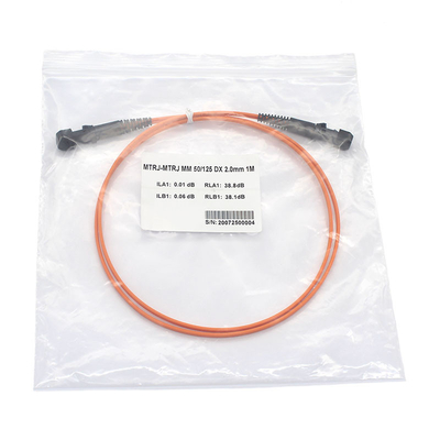 OM1 MM Cordón de parche de fibra óptica para la transmisión de datos a corta distancia en redes industriales