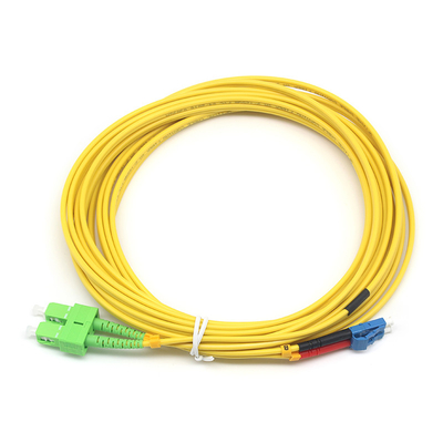 SC APC a LC UPC SM Cordón de parche de fibra óptica dúplex para soluciones de red de alto rendimiento