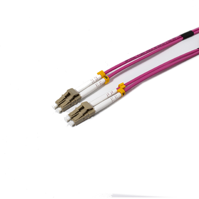 El cable de parcheado multimodo de fibra óptica duplex para PC LC en interiores es de 3,0 mm